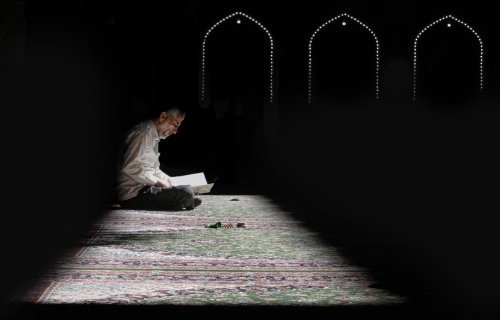 اللهم اجعلني فيه من المتوكلين عليك، واجعلني فيه من الفائزين لديك