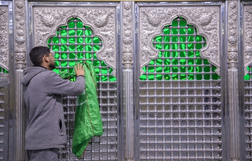 شباك مقام صاحب الزمان (عجل الله فرجه الشريف)